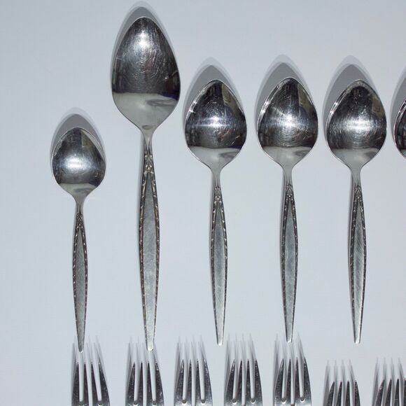 Vintage Mid Century Community Oneida Venetia Stainless Steel Flatware 46 Pieces - Picture 9 of 12